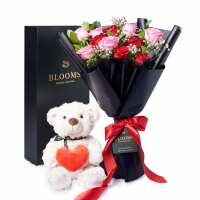 Read Toronto Blooms Reviews
